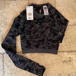 Gymshark Size Small Seamless Long Sleeve Crop